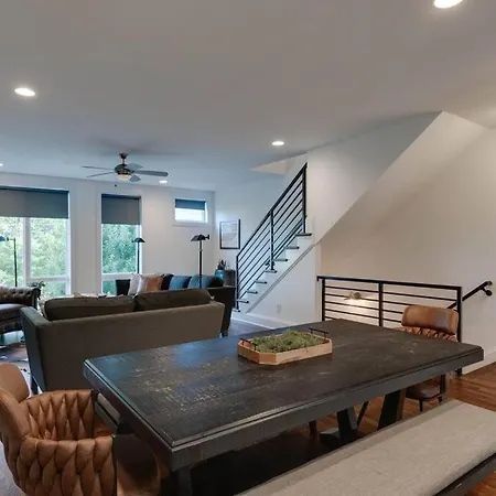 Broadway Bound 3br Perfect Weekend Getaway Holiday home *