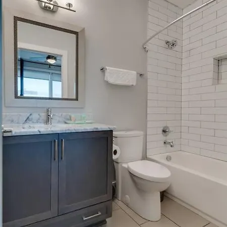 3bd -rooftop Escape- Steps From The Gulch Fun Holiday home *