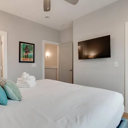 3bd -rooftop Escape- Steps From The Gulch Fun *