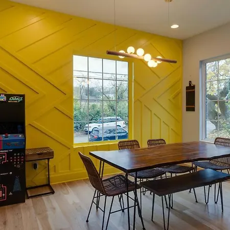 Spacious 5 Min To Broadway, Sleeps 12! Nashville
