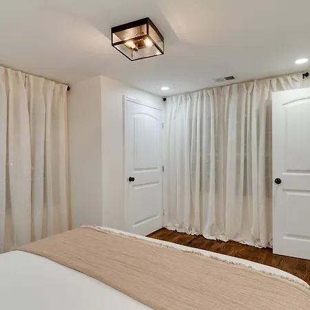 Newly Remodeled! Beautiful 3bd In East Nash! * Nashville