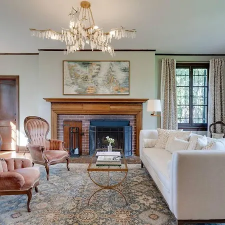 Ivy Hall - Great Location! * Nashville