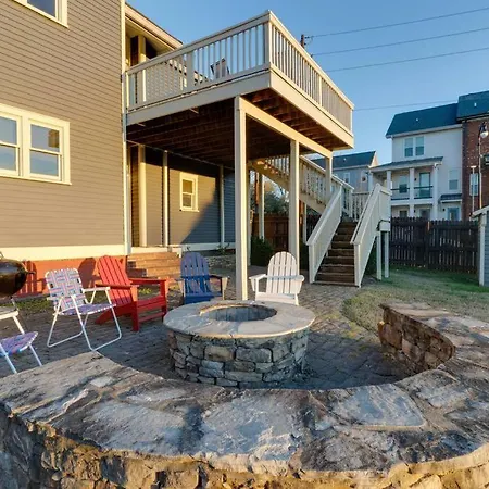 Historic Pet-friendly Near Broadway W Fire Pit