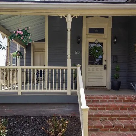 Historic Pet-friendly Near Broadway W Fire Pit Holiday home Nashville
