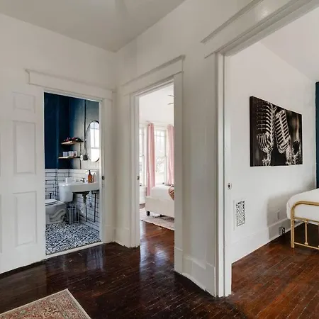 Historic Near Music Row-hillsboro Village Apartment