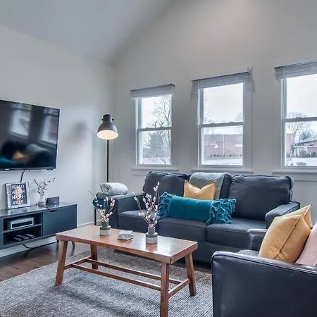 Apartment Cozy Loft - Steps To 12th South And Belmont *