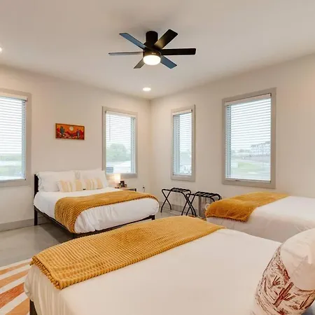Chic Condo, 2mi To Downtown, Sleeps 8, By Geodis Apartment *