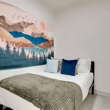 Apartment Chic Condo, 2mi To Downtown, Sleeps 8, By Geodis Nashville
