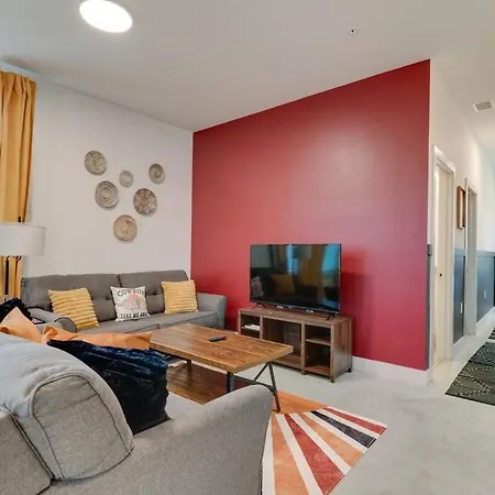 Chic Condo, 2mi To Downtown, Sleeps 8, By Geodis
