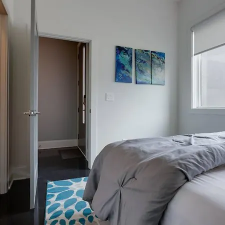 Holiday home Beautiful 3 Bedroom! Near Broadway-12th S-gulch