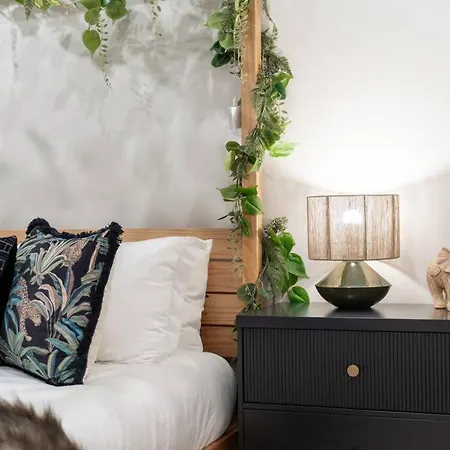 Apartment Welcome To The Jungle!