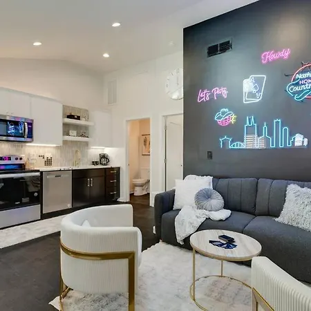 Apartment East Nash-vegas! Brand New Apartment! Nashville