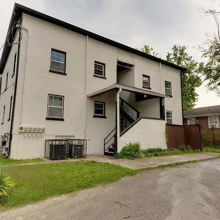 Apartment Sleep 8 In Our Cozy Colonial 2miles From Broadway *