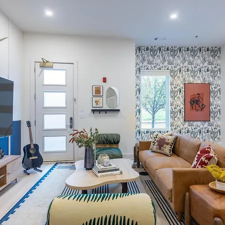 Holiday home Outrider Buyout - 2 Units Steps To The Action
