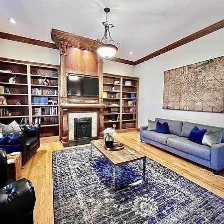 Prime Location In 12south, Walkable To Shopping & Dining