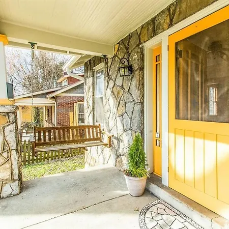 Holiday home Deacon's House From The Tv Series, Nashville! Walk To Downtown! *
