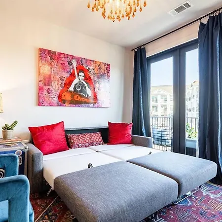2 Side By Side Units, The Honky Tonk Party Pads, Parking Gym Pool Apartment *