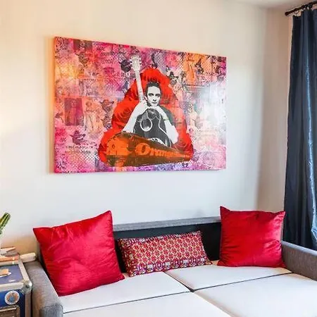 Apartment Downtown Midtown Vanderbilt, Honky Tonk Party Pad 1, Parking Gym Pool *