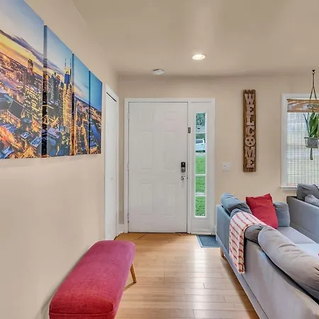 Prime East Nash Location - 5 Mins To Broadway