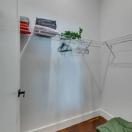 Apartment New W 2 Queen Beds 7 Mins To Broadway Nashville