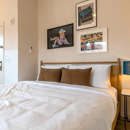 Holiday home Conway Buyout - 3 Units By Avantstay Sleeps 12 *