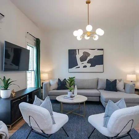 Holiday home Summer End Sale Prime Location *