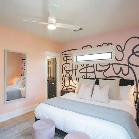 Summer End Sale Prime Location Holiday home Nashville