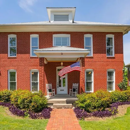 Summer End Sale Prime Location * Nashville