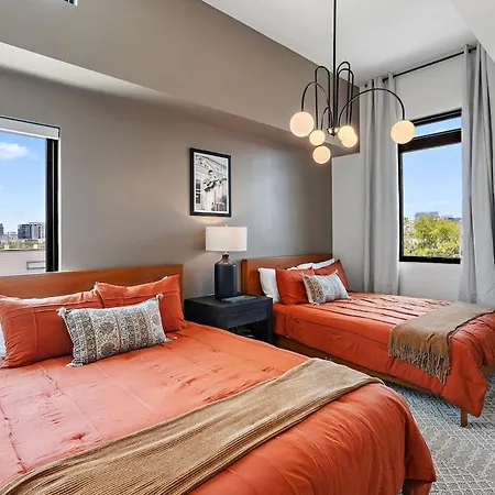 Holiday home Unwind In Opulence 4br 4ba Near Broadway *