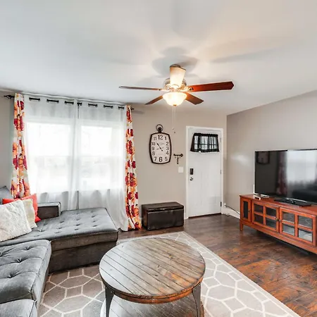 Holiday home Spacious Getaway About 14 Mi To Music Row! *