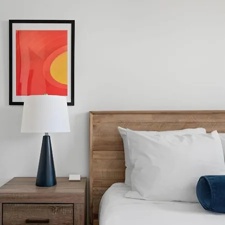 Apartment Vibes- Stay, Play, And Relax Unit 5b Apts Nashville
