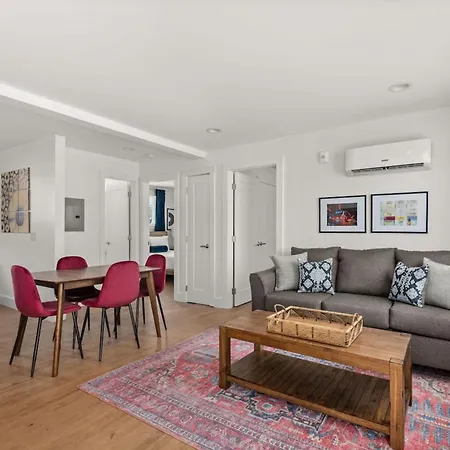 Apartment Living- A Stylish Escape Unit 6b Apts