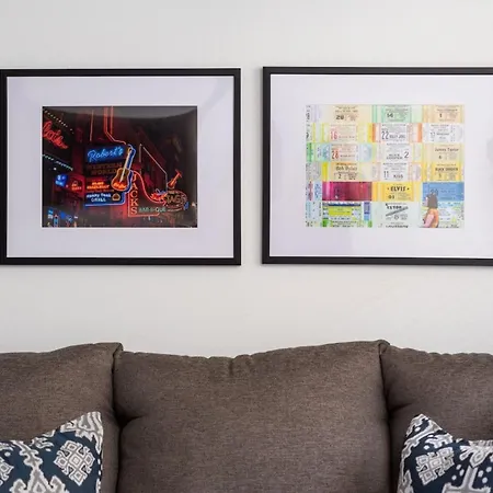 Living- A Stylish Escape Unit 6b Apts *