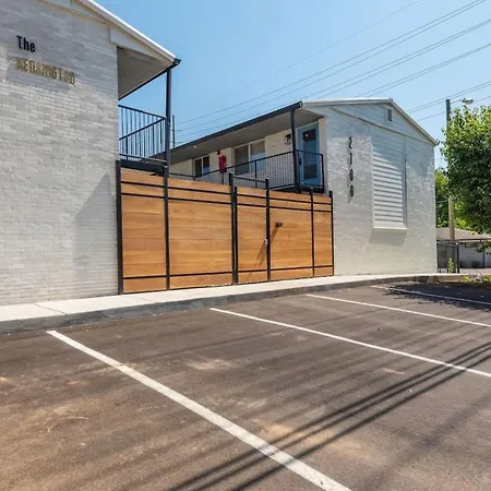 Apartment Charming Getaway Unit 12b Apts *
