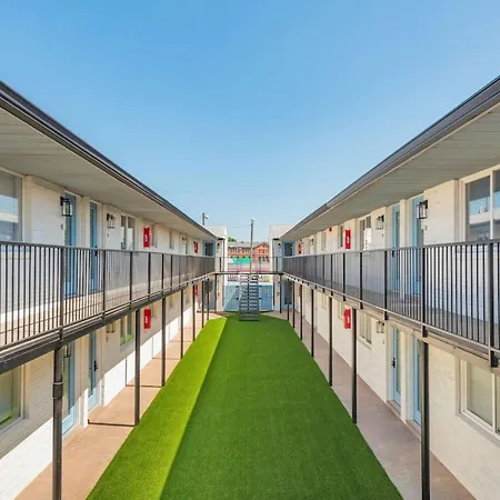 Modern Unit In Area Unit 10b Apts Nashville