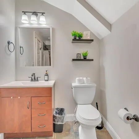 Lrg East Nash Mins 2 5pts & 5m To Dt Holiday home Nashville