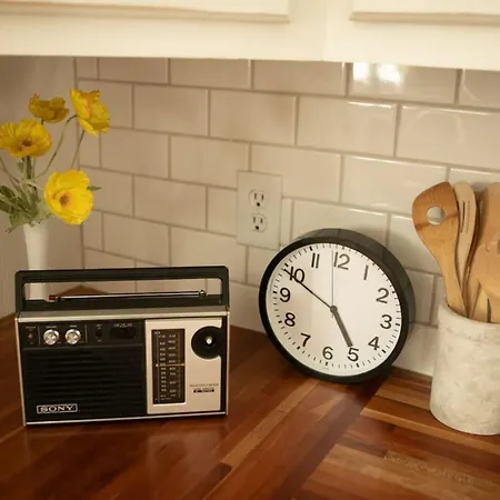Cozy Getaway Mins To Downtown, Broadway Airport Nashville