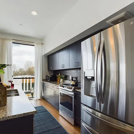Foxscape - 6 Homes In 12 South - Private Balconies Nashville