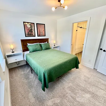 Holiday home Two Rivers House Near Opryland, Sleeps 10 Game Nashville