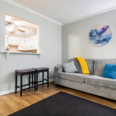 Apartment Downtown 1br With Full Kitchen, Pet-friendly Nashville