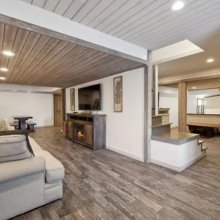 Huge Family Wildlife Retreat Close To The Lake Nashville