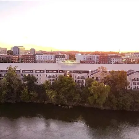 Apartment Riverfront Near Downtown Nashville