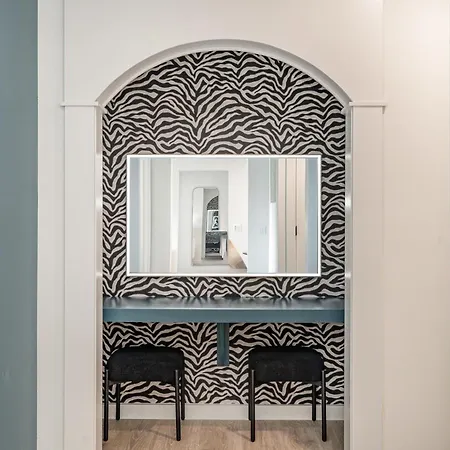 Hyve - Zest - Pool & Gym - Get Ready Vanities Holiday home *