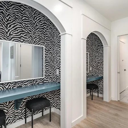 Hyve - Zest - Pool & Gym - Get Ready Vanities Holiday home *
