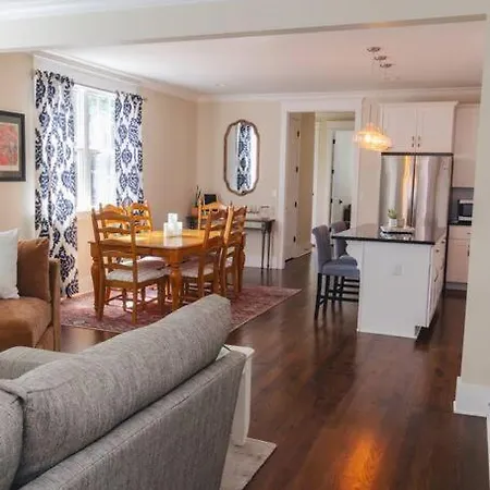 Nation Station Holiday home