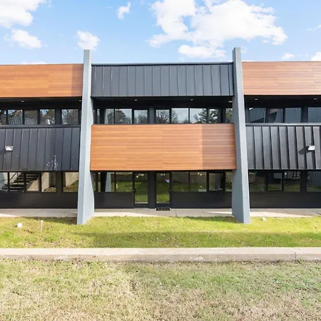 295 Plus Park Boulevard Hbr * Nashville