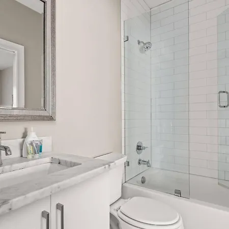 Twelve South Holiday home