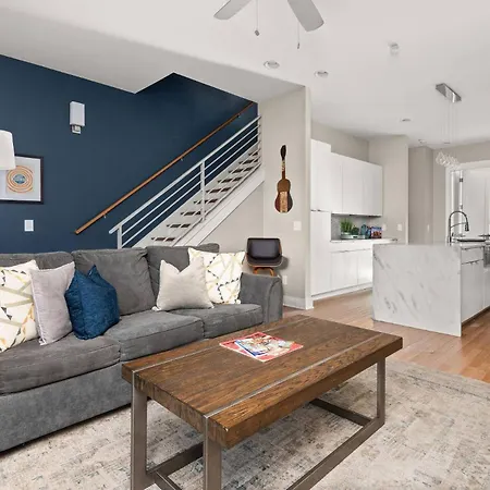 Twelve South Holiday home *