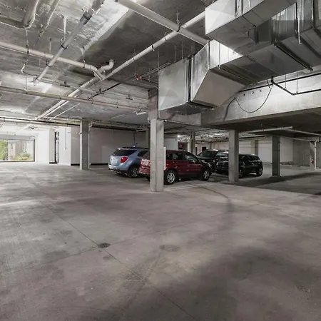 Chic Music Row Rooftop Deck With View Gym Office And Apartment Nashville