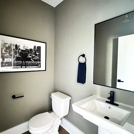 Eustacias Place Apartment